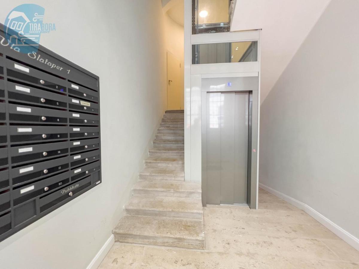 Slataper 19 Tirabora Short Rent Apartment ตรีเอสเต ภายนอก รูปภาพ