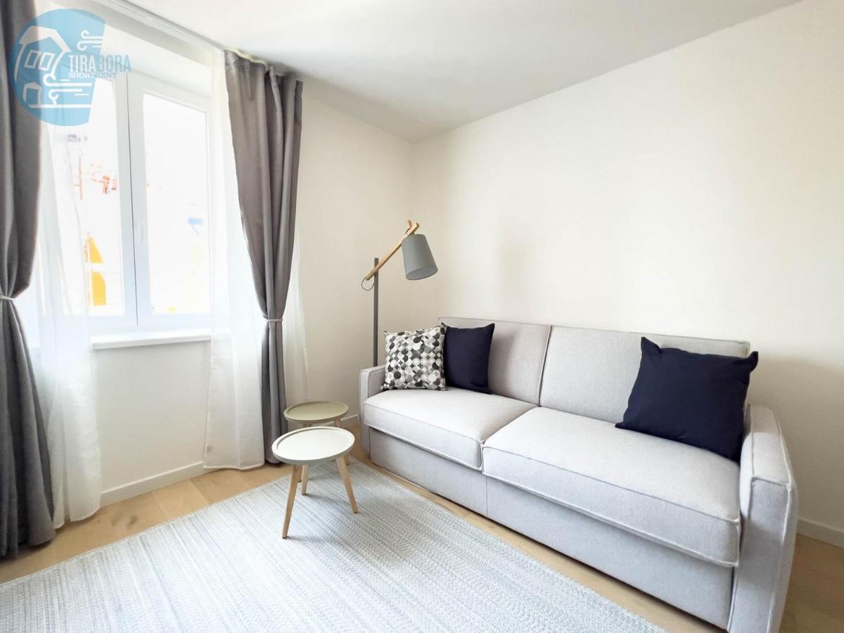 Slataper 19 Tirabora Short Rent Apartment ตรีเอสเต ภายนอก รูปภาพ