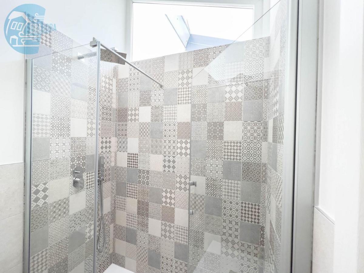 Slataper 19 Tirabora Short Rent Apartment ตรีเอสเต ภายนอก รูปภาพ
